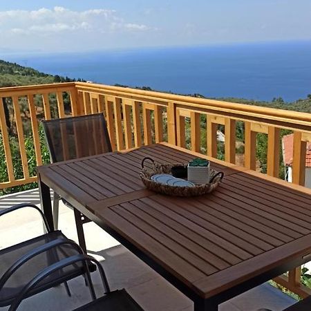 Апартаменты Sun Meets Sea Атанион Экстерьер фото